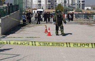 Okul yerleşkesindeki havai fişek rampası paniğe...