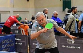 Osmangazi’de veteran sporcular final için ter döktü