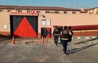 Osmaniye’de molotoflu saldırı: Kamyoneti ateşe...