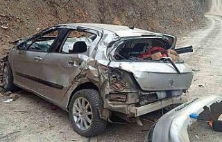 Otomobil uçuruma yuvarlandı, kaza gün ağarınca...