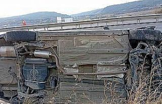 Otomobil yoldan çıktı, 1 yaralı