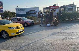 Otomobilin çarptığı yaşlı kadın yaşam mücadelesini...