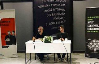 Özgür Mumcu Nilüfer’de okurlarıyla buluştu