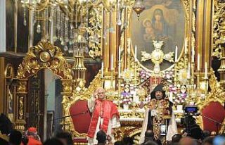 Papa 14. Leo, Ermeni Apostalik Katedrali’ne "dua...