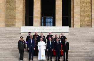 Papa 14. Leo’nun Türkiye’deki ilk durağı Anıtkabir...