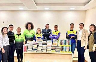 "Pedalla Kitap Götürüyoruz" kampanyasına...