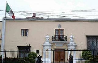 Peru’da Yüksek Mahkeme’den eski Başbakan Chavez...