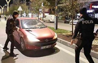 Polisten kaçmak isteyen 15 yaşındaki sürücü...