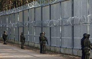 Polonya, Belarus sınırına yeni bariyer inşa edecek