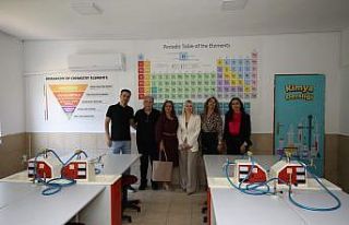 Rektör Özkan, mezunu olduğu okulun yenilenmesine...