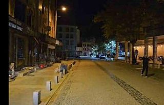 Sındırgı peş peşe depremlerle sarsıldı