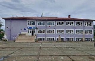 Sınıfta aniden rahatsızlanan 13 yaşındaki öğrenci...