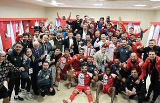 Sivasspor’dan galibiyet pozu