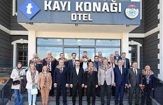 Söğüt, İpekyolu Belediyeler Birliği toplantısına...