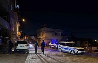 Tartıştığı amcasını silahla yaraladı