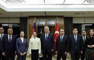 Ticaret Bakanı Bolat, Kamboçya Ticaret Bakanı Nimul...