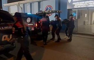 Ticari araçtan bin 567 adet uyuşturucu çıktı:...