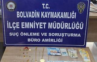 Ticari taksiyle geldikleri ilçede 2 milyon TL’lik...