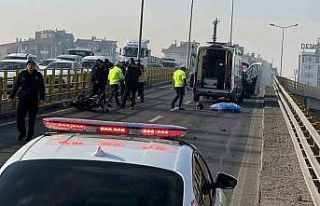 Tır ile motosiklet çarpıştı, üniversite öğrencisi...