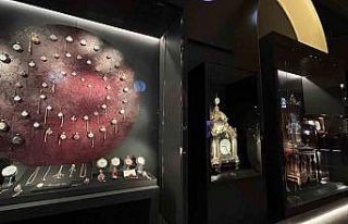 Topkapı Sarayı’nın dünyaca ünlü saat koleksiyonunun...