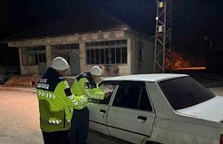 Trafik denetiminde kurallara uymayan sürücülere...
