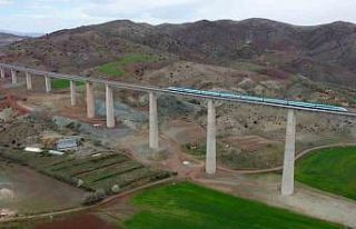 Tren biletlerinde öğretmenlere yüzde 50 indirim