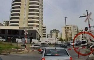 Tren yolu hattında trafik güvenliğini tehlikeye...