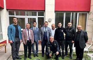 Turgutlu adliyesinde ağaçlandırma çalışması