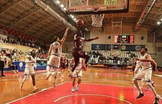 Türkiye Basketbol Ligi: Kocaeli BŞB Kağıtspor:...