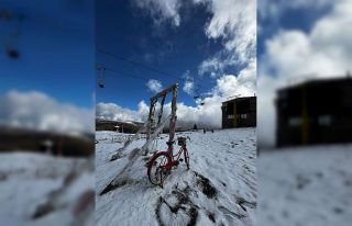 Uludağ sabah saatlerinde beyaza büründü