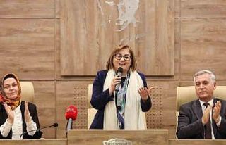 Umreden dönen ikinci kafile, Fatma Şahin ile bir...