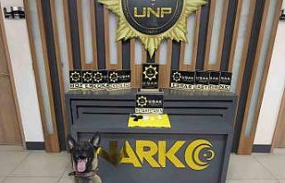 Uşak’ta otomobillerde uyuşturucu ele geçirildi