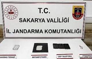 Uyuşturucu operasyonunda 3 yabancı uyruklu kadın...