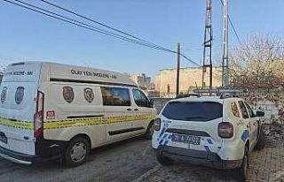 2 gündür haber alınamayan kadın evinde ölü bulundu