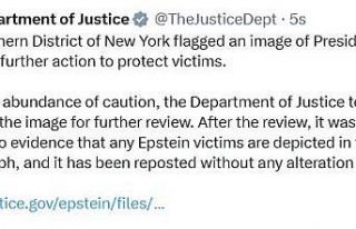 ABD’den Epstein dosyalarına sansür eleştirilerine...