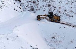 Adıyaman’da karla mücadelede çalışmaları devam...