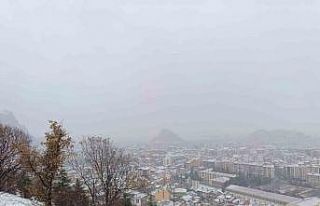 Afyonkarahisar’da kar yağışı etkili oldu