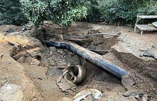 Alanya’da DSİ’ye ait sulama borusu patladı,...