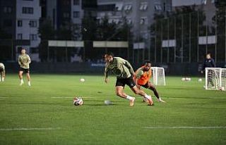 Alanyaspor, Antalyaspor maçı hazırlıklarına başladı