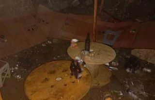 Alkoliklerin mesken tuttuğu baraka alev alev yandı