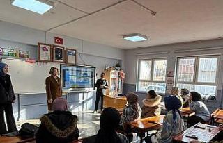 Altıntaş’ta Aile Okulu Kursu devam ediyor