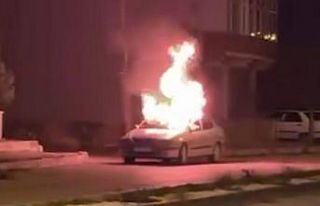 Amasya’da seyir halindeki otomobil alevlere teslim...