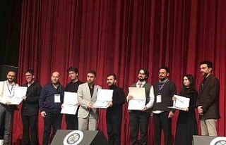 Anadolu Üniversitesi Devlet Konservatuvarı öğrencilerinden...