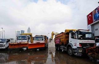 Ataşehir’de karla mücadele için tüm önlemler...