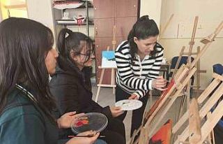 Atık ahşaplar sanata dönüşüyor