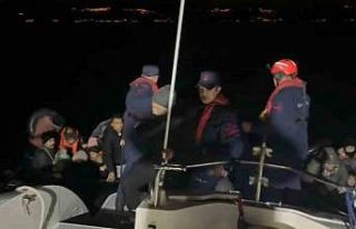 Ayvacık açıklarında 30 kaçak göçmen yakalandı