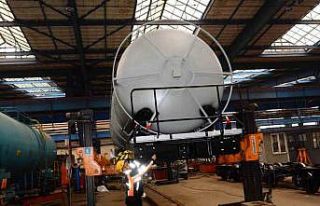 Bakan Uraloğlu: "Yeni yük vagonlarımız enerji...