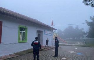 Balıkesir’de Yılbaşı Öncesi Okul Çevreleri...