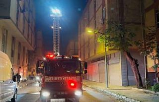 Başakşehir’de ayakkabı imalathanesindeki yangın...