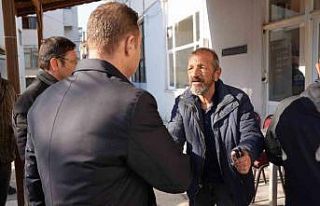 Başkan Akın depremzedeleri ziyaret etti